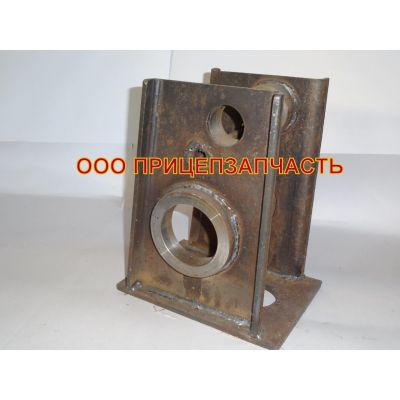 Кронштейн оси балансира ЧМЗАП 314-2918058